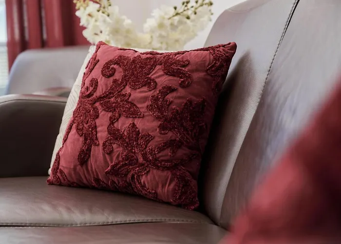 Comfy With Parking & Balcony By Renters Apartment