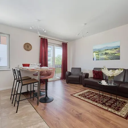 Comfy With Parking & Balcony By Renters *