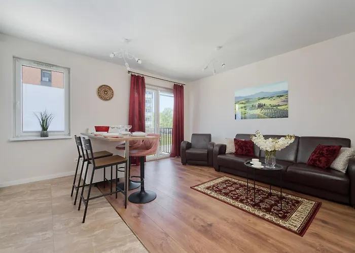 Comfy With Parking & Balcony By Renters *